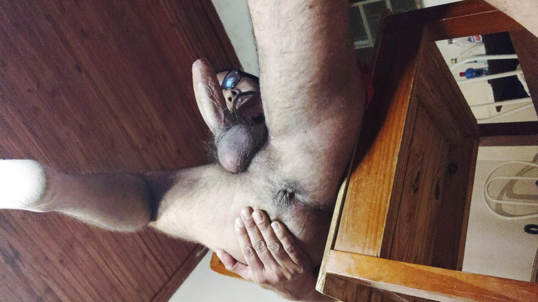 Stink HairyMale: Menonton porno untuk triliun waktu