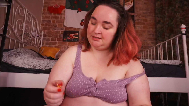 AssGives: Rote lippen