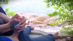 D3k69: Handjob ejakulasi mengejut di pantai