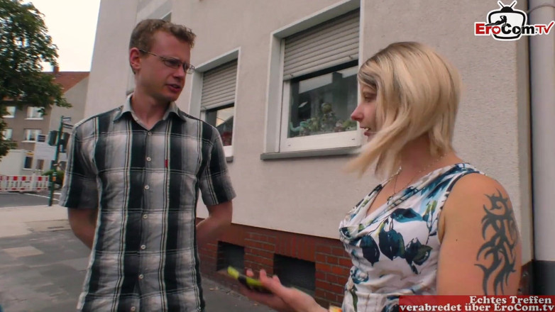 EroCom: Dirty renter is seduced by his normal tattooed tenant