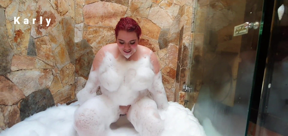 karlythoth: Jacuzzi