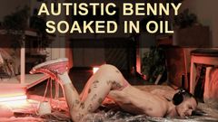 Autistic Benny: 穿着我的粉色鞋子的饥渴和抹油玩耍时间;）