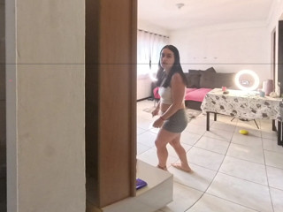 Kasallpimenta VR: I Had My Wife Answer the Door for the Delivery...