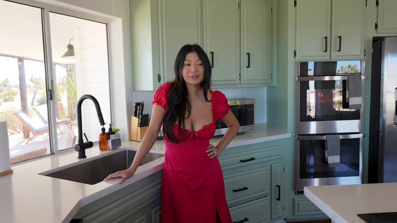 Lev Lieben: Isteri Kristian mengongkek abang tiri suaminya - Cami Strella - Lev Lieben