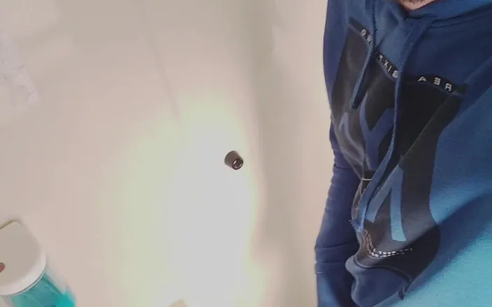 jerkofflover: Masturbate in Train Toilets