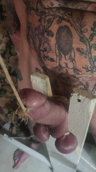 Brava Ragazzaholy Crocifisso Ballbusting Pt2