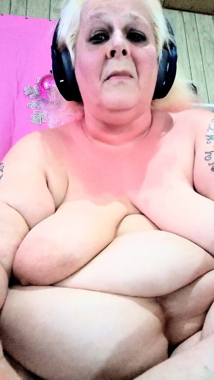 HerculesnVENUS: Este monstruo de la biblioteca se engrasa