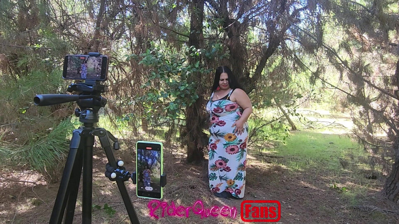 Riderqueen BBW Step Mom Latina Ebony: Riderqueen solo, al aire libre, videos para fanáticos