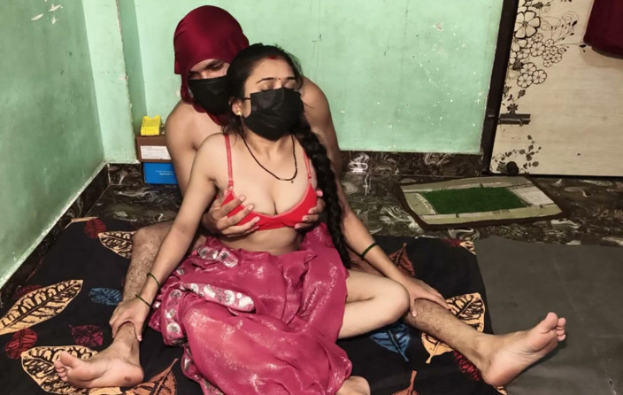 yongboy1: Paar saree hart ficken, desi schönes indisches mädchen enge muschi...