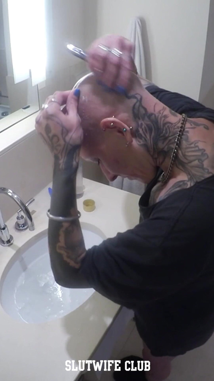 Slutwife Club: Vilja Shaves It All for My Slutwife Audition - Head, Pussy &amp;...