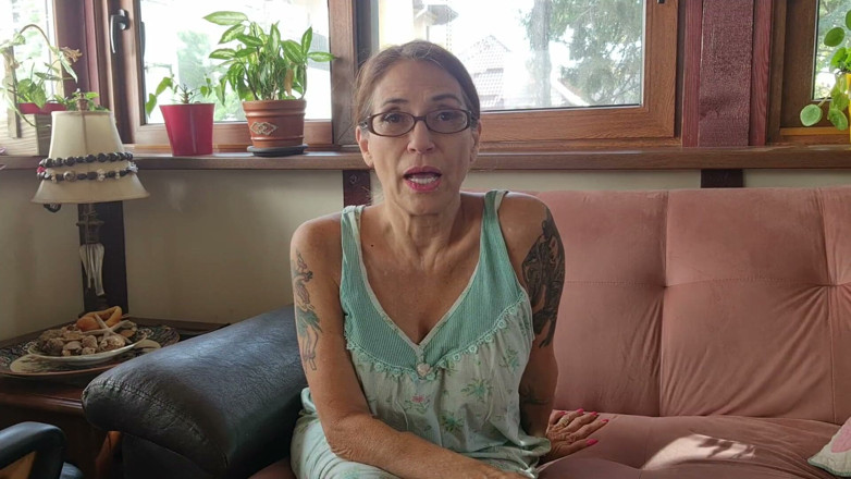 Melissa Johnson: Melissa Johnson Is Your Neighborhood Granny, Unable to Pay You...