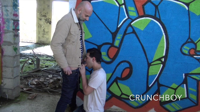 The fuckers raw studio: 2440 Young Dude Fucked Raw Outdoor by Pervertr Daddy Boy