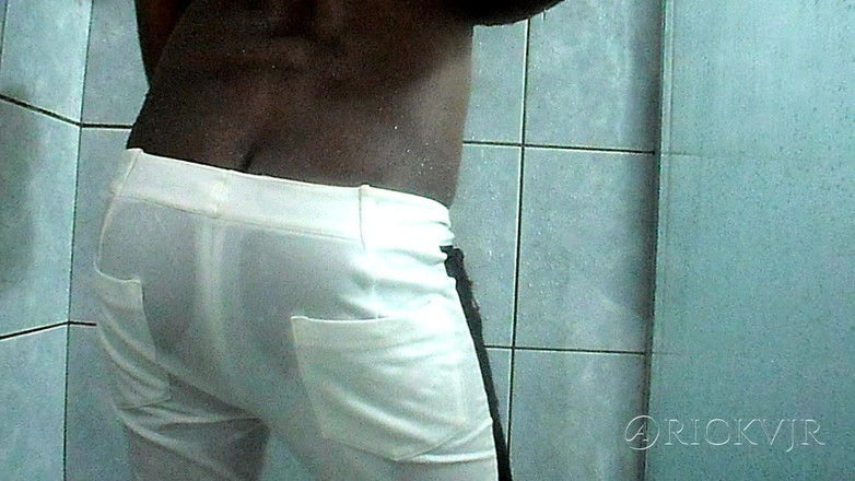 Rickvjr: Twerken bij Bath #4 Wet Dance Edition