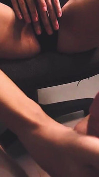 Footjob taquinage