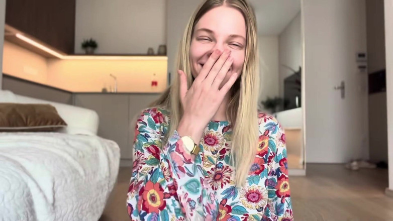 Goddess_Bella_Rae: Знакомство с доминантной женщиной, плюсы и минусы