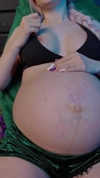 Travail d’entraînement et mouvements abdominaux Enceinte