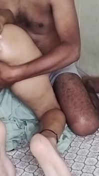 오이로 후장 섹스하는 거유 의붓 여동생 모음집