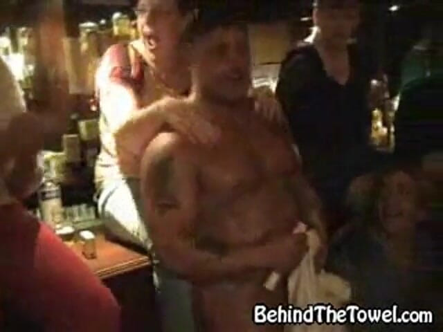 Behind The Towel: Hombre de hielo - Act10_480p