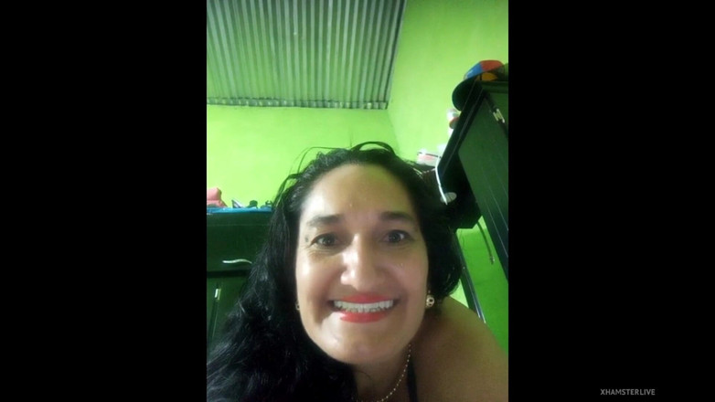 Anny Scorcia: 私とセックスしてほしい。年上のものは好きですか?