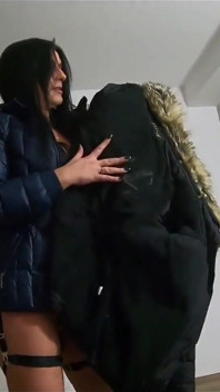 Hluboké kouření, stříkání na moje downjackets