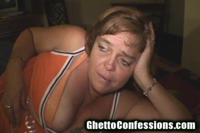Ghetto Confessions: Velká plandá prsa děvka prdel příběhy saje sperma na velké...