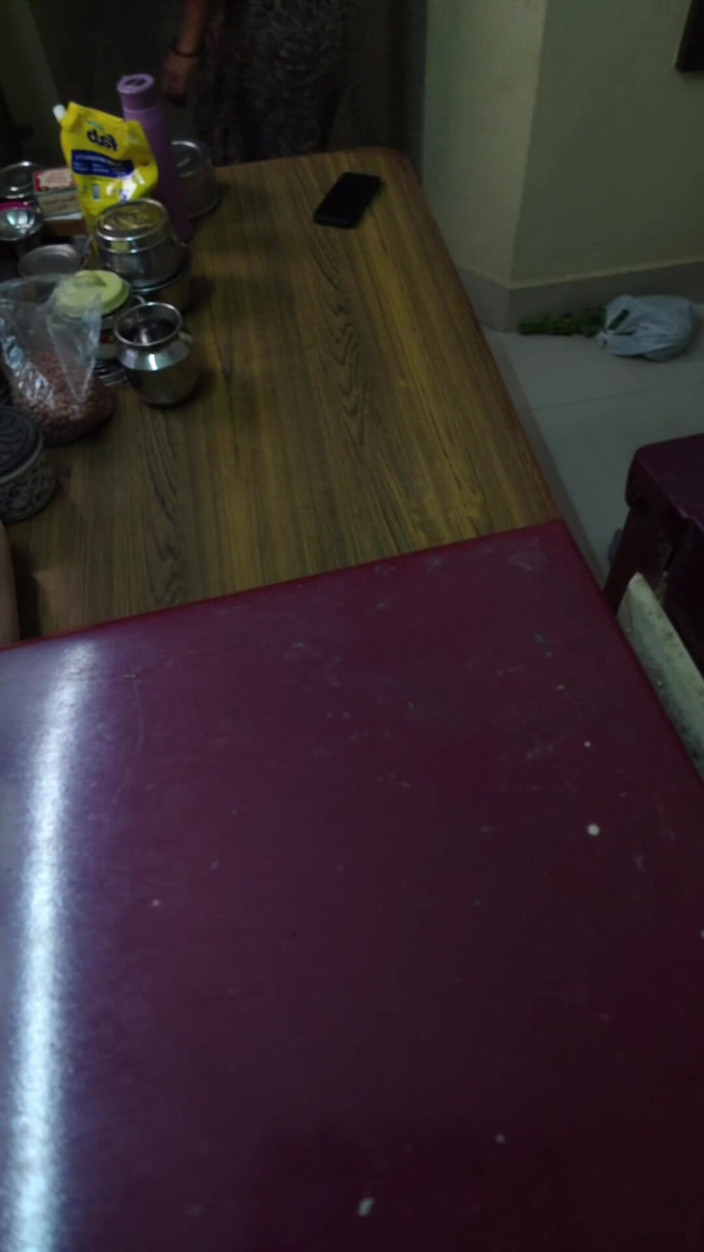 Porn films: Ev sahibi tamil üvey kız kardeşini sikiyor