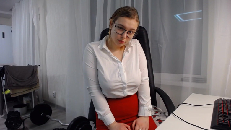 JuiceLussie: Kadın egemenliği genç öğretmen oyunu