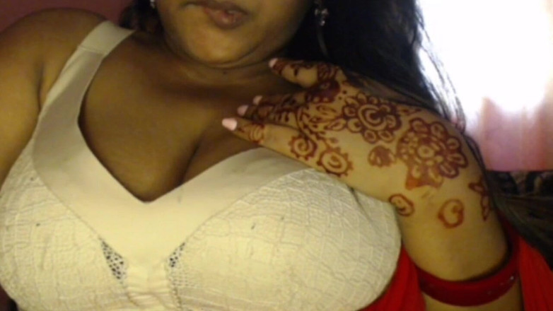 HotGirl21: Žhavá sexy sestra v nízké podprsence Prsa Tiskové bradavky Tření.