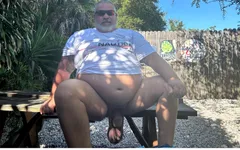 Cinza barbudo dominante, urso chub musculoso goza na boca
