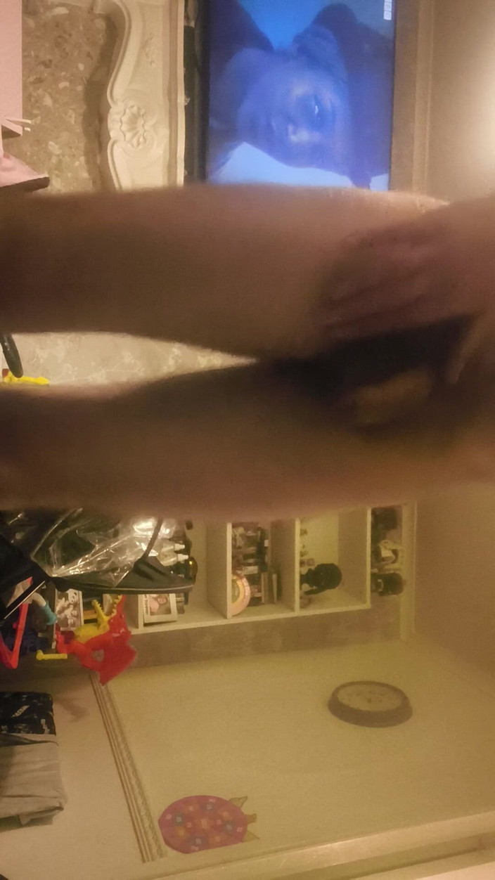 Smoking stoker: Kouření fetiš masturbace a hraní zadku