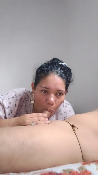 Valkyrieandluigy: My Real Amateur Wife's Blowjob