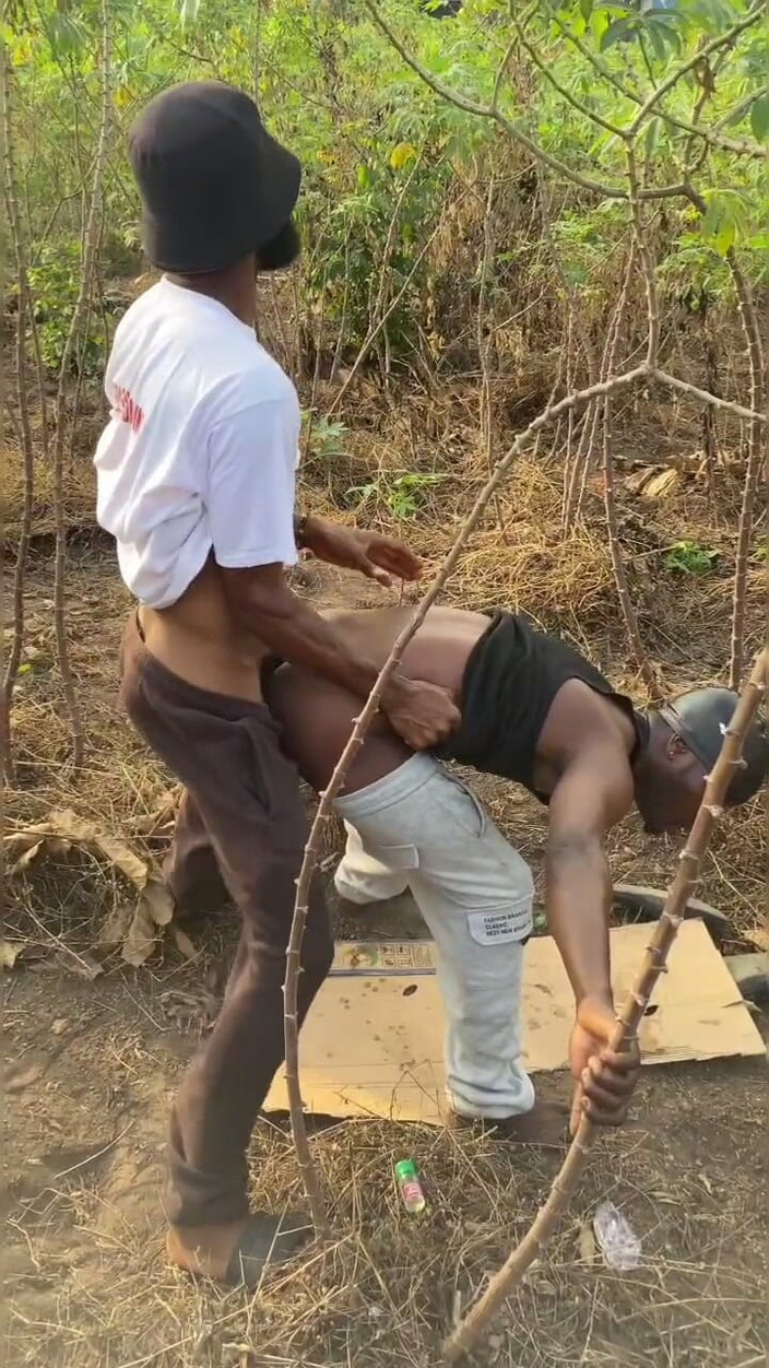 Chief_daddyy: Король Гоморри проводить визволяння своєму бойфренду.