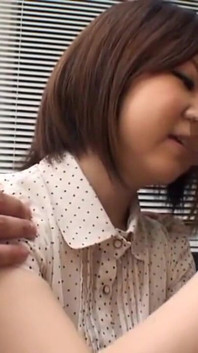 優雅な既婚美女たちが誘惑的なランジェリーを身にまとい、恋愛の中で秘密の欲望を受け入れる -パート9