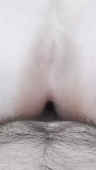 POV-cumming in der muschi im doggystyle.