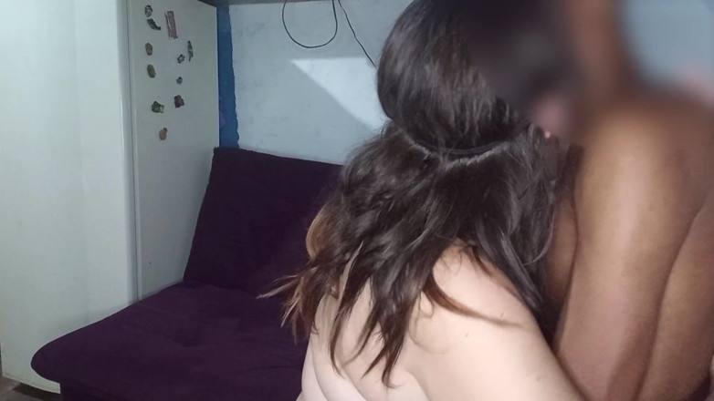 Cuckold Couple Swing: Kakiku muncrat banyak bangek sampai aku muncrat