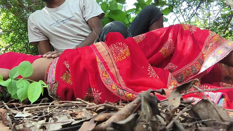 Poonambhabhi village: Hot Giarphrend XXX Video