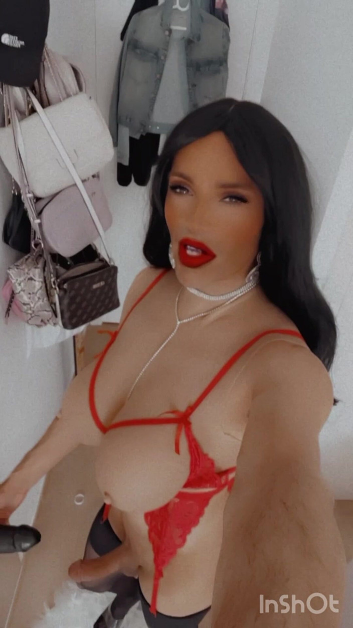 Sissy Slut Brianna: Adakah anda bersedia untuk dihukum, pelacur yang menyedihkan? Okey. Izinkan...