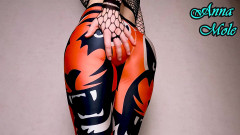 Anna Mole: Culona en leggings de spandex le pega el culo y...