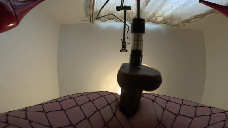 Mia Abbott: Crossdresser Moans