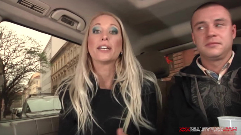 Czech Pornzone: Seks threesome ride - uma zex &amp; adele sunshine