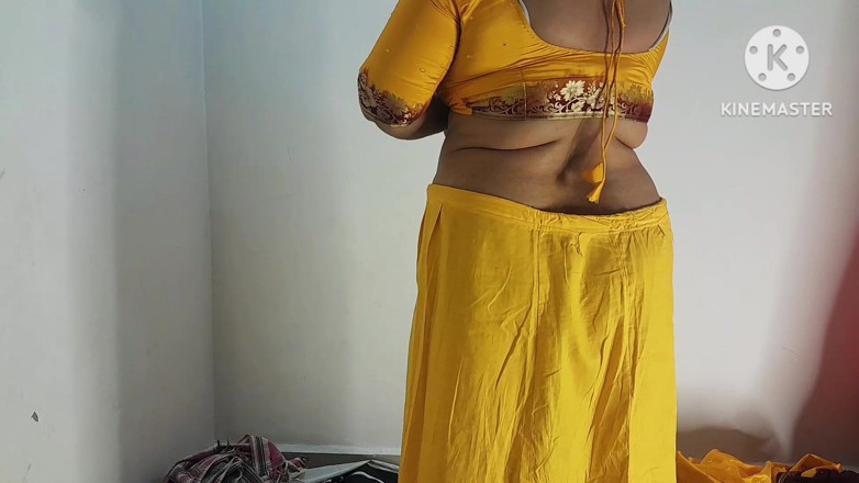 Salmaan001: Clever Devar Fuck Hot Bhabhi w Hindi Audio.