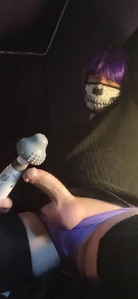 Explosive orgasm from massager with Raven LeTrap