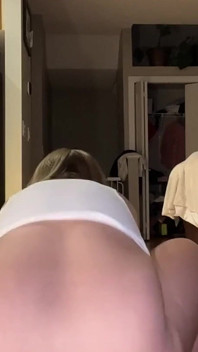 Przysiad jebanie z creampie