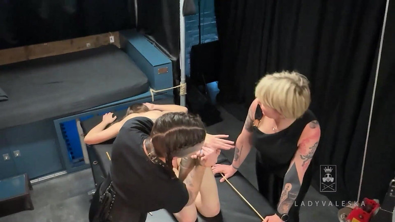 Lady Valeska: サブガール・アレクシアのバスティナード