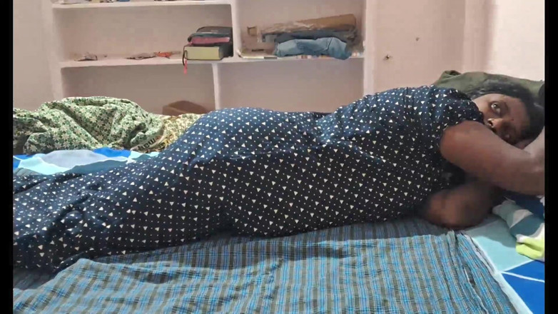 Desi palace: Vdaná manželka šuká první noc po svatběromantický sex s manželkou