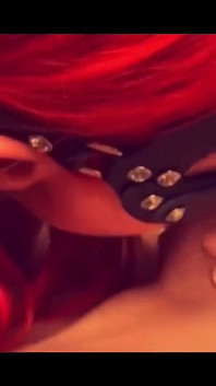 Jiran yang menawan suka curang pada cuckoldnya