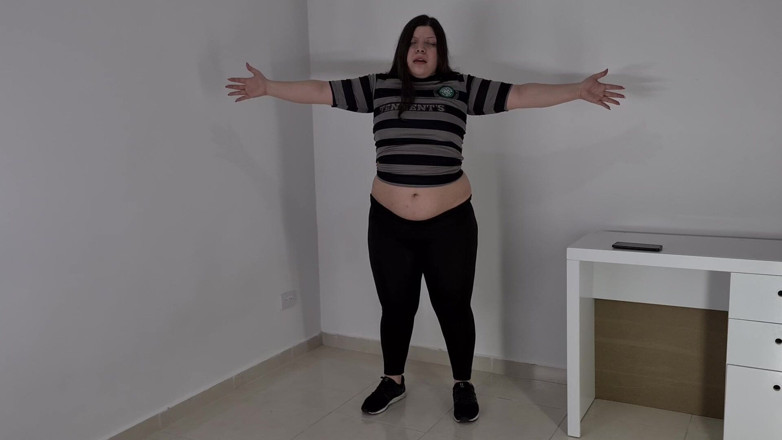 Alice H: Fetish perut menganga