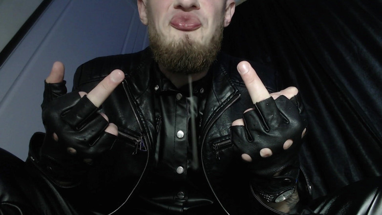 Hunky time: All-leather Alpha - tükürük ve ayakkabı ile domine ediyor ve aşağılıyor