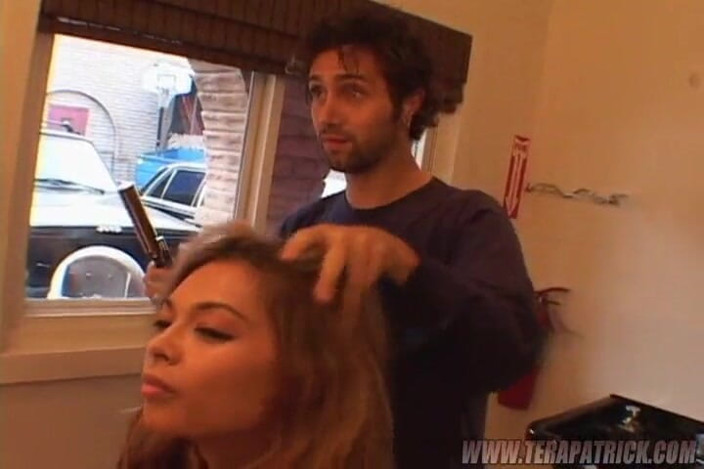 Tera Patrick: Hairstyling Session Featuring Tera Patrick