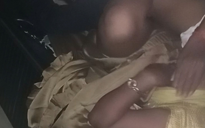 Stepmom baby: Umar Me Badi Bakchod Tante Ki Thuki Teil 2